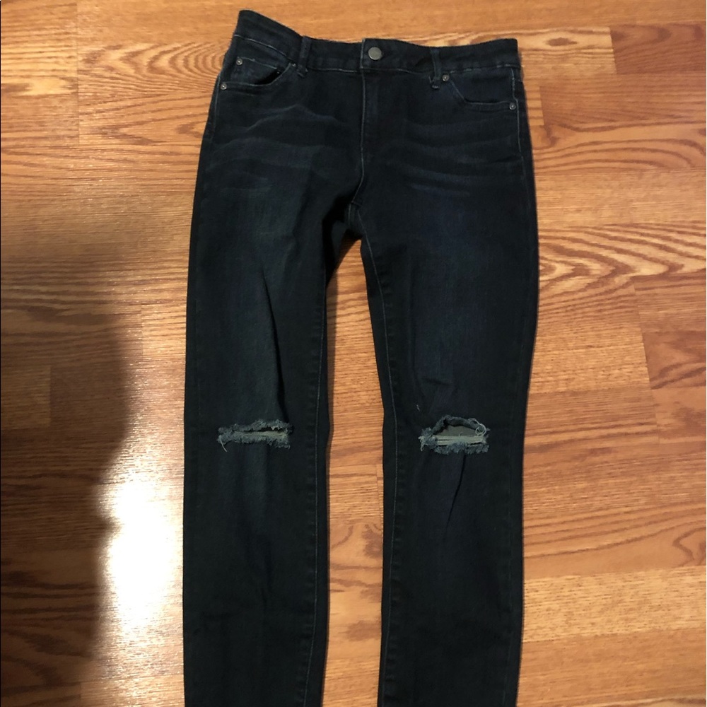 Girls Tractr Dark Wash ripped jeans